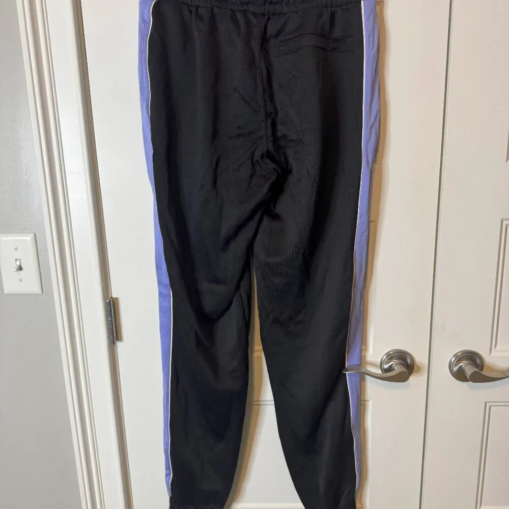 Men's Puma sweatpants Fandom T7 jacquard trackpant, Size Medium, NWT - Picture 5 of 5